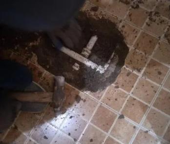 科尔沁卫生间漏水维修公司为您分享下卫生间渗水如何处理及注意事项