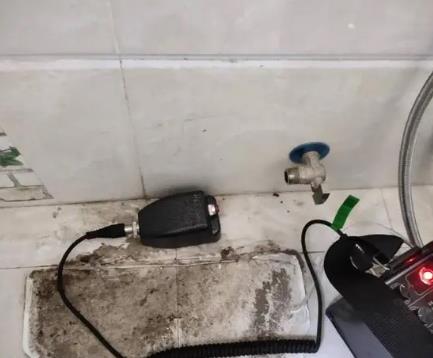 科尔沁屋顶漏水维修公司分享下卫生间漏水的危害及解决方法