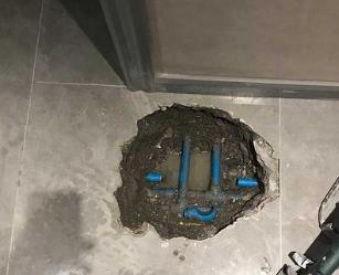 科尔沁阳台漏水维修公司分享下暖气管道漏水的原因有哪些